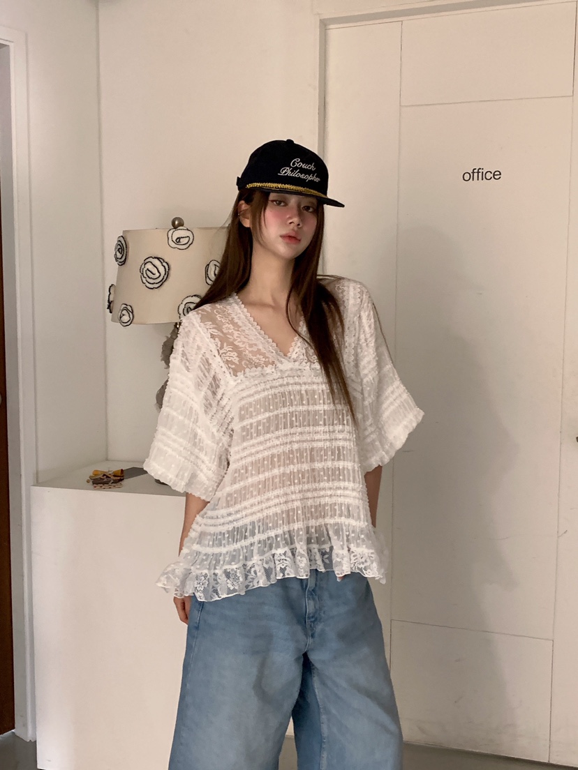 MAISONDEGLORY東大門實拍韓國女士新款推薦人氣襯衫蕾絲衫MAISON DE GLORY襯衫/蕾絲衫