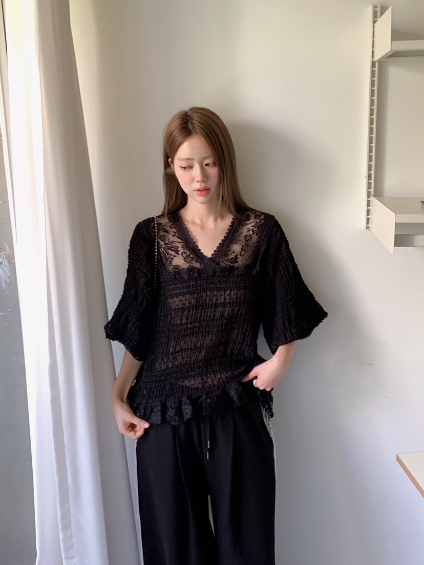 MAISONDEGLORY東大門實拍韓國女士新款推薦人氣襯衫蕾絲衫MAISON DE GLORY襯衫/蕾絲衫
