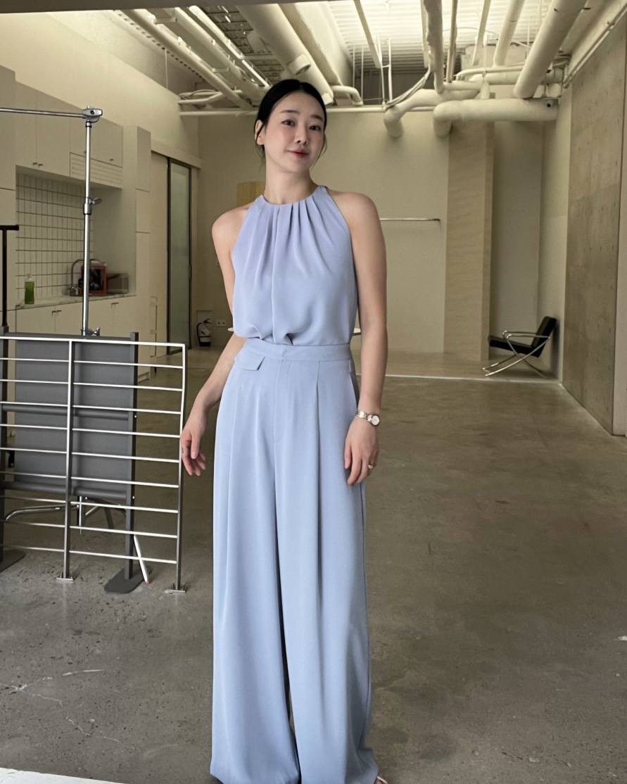 VERNI韓國東大門直郵女裝新款人氣時尚職業推薦熱賣套裝套裝VERNI套裝