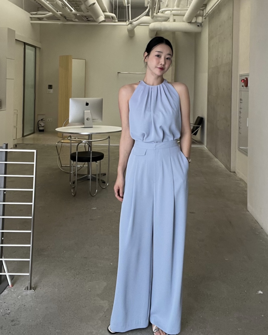 VERNI韓國東大門直郵女裝新款人氣時尚職業推薦熱賣套裝套裝VERNI套裝
