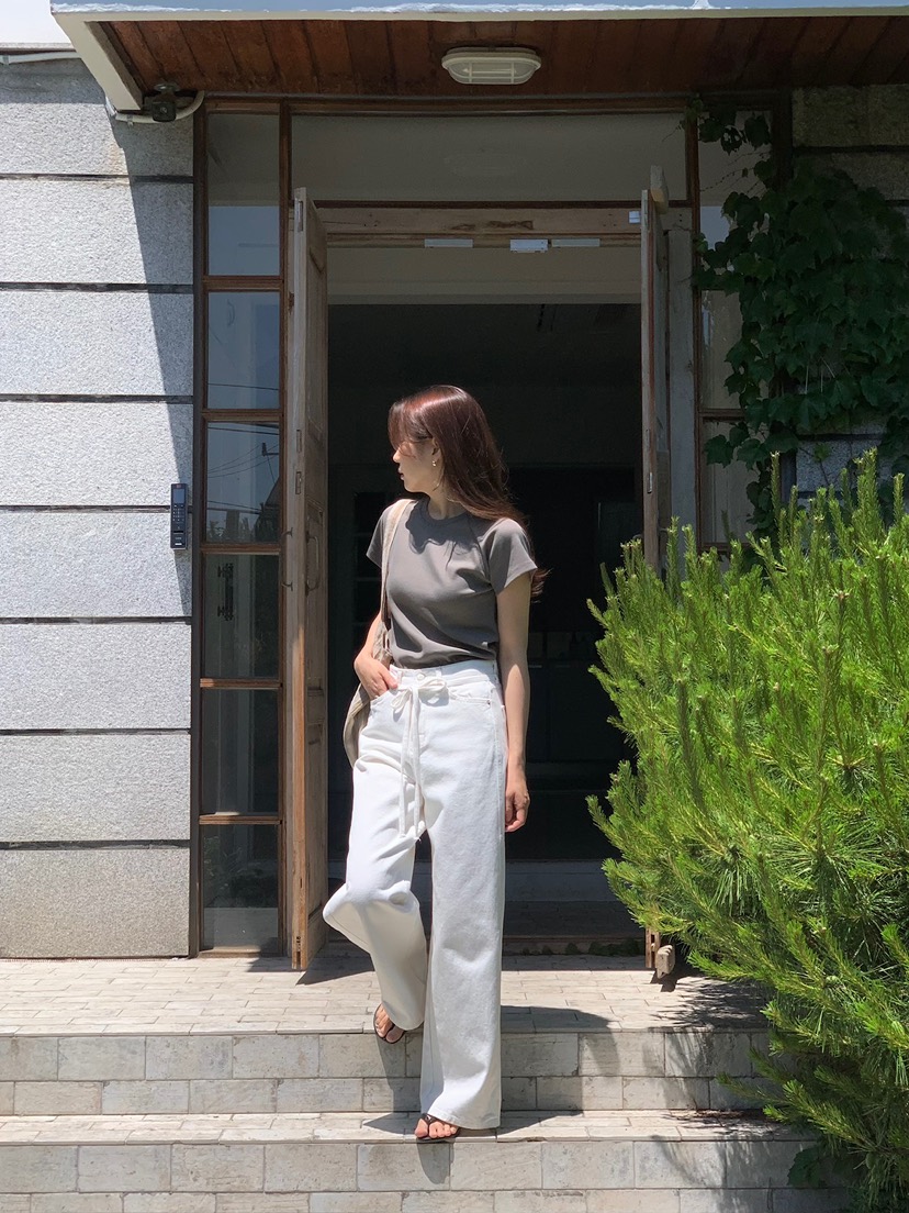 BLEECKER韓國直郵女士新款休閑人氣時尚熱賣職業26春夏T恤BLEECKERT恤