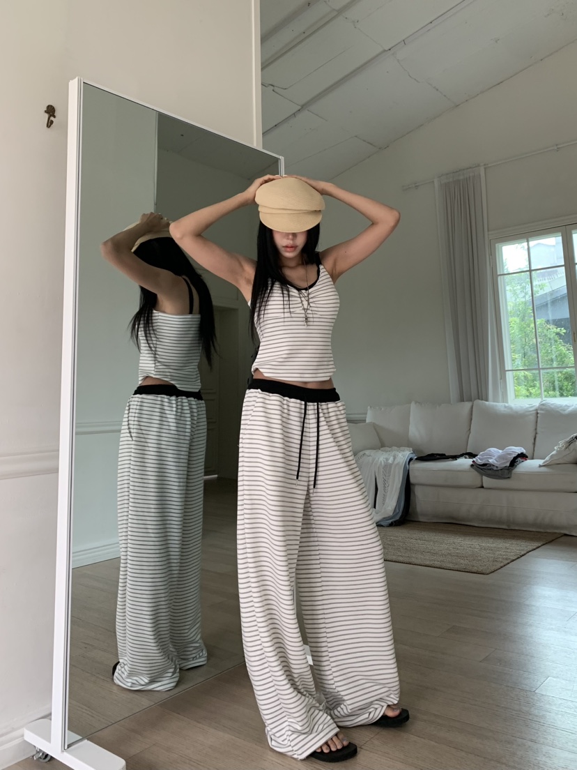 BADCALM韓國直郵女士新品熱賣時尚人氣職業26夏季休閑套裝BADCALM套裝圖色4