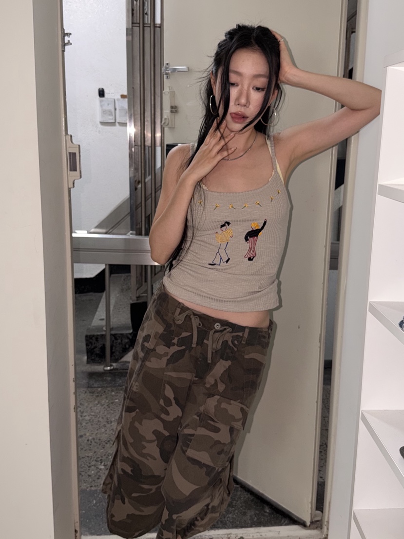SUNDER MARKET韓國直郵女士新品休閑吊帶背心不含內搭刺繡SUNDER MARKET吊帶/背心