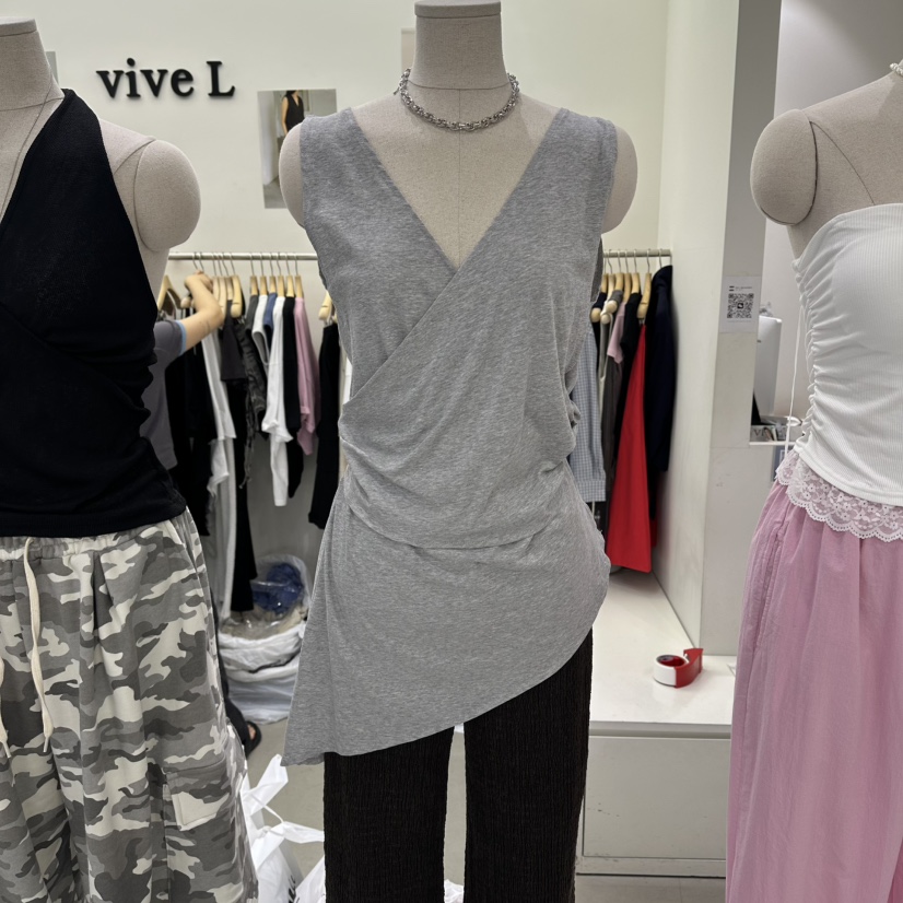 VIVEL韓國東大門代購女裝新款人氣熱賣時尚26春夏吊帶背心無袖VIVE L吊帶/背心圖色2