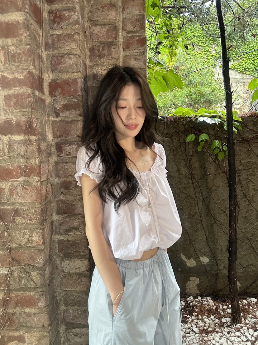 ERUME韓國東大門代購女裝新品人氣休閑時尚熱賣襯衫蕾絲衫ERUME襯衫/蕾絲衫
