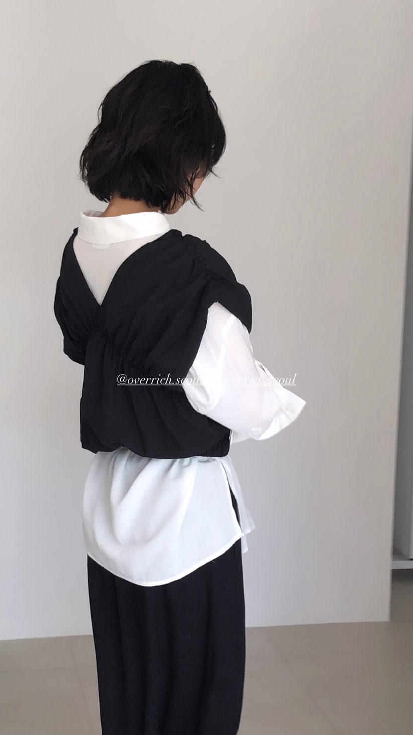 OVER RICH韓國東大門直郵女裝新款26春夏襯衫蕾絲衫褶皺OVER RICH襯衫/蕾絲衫