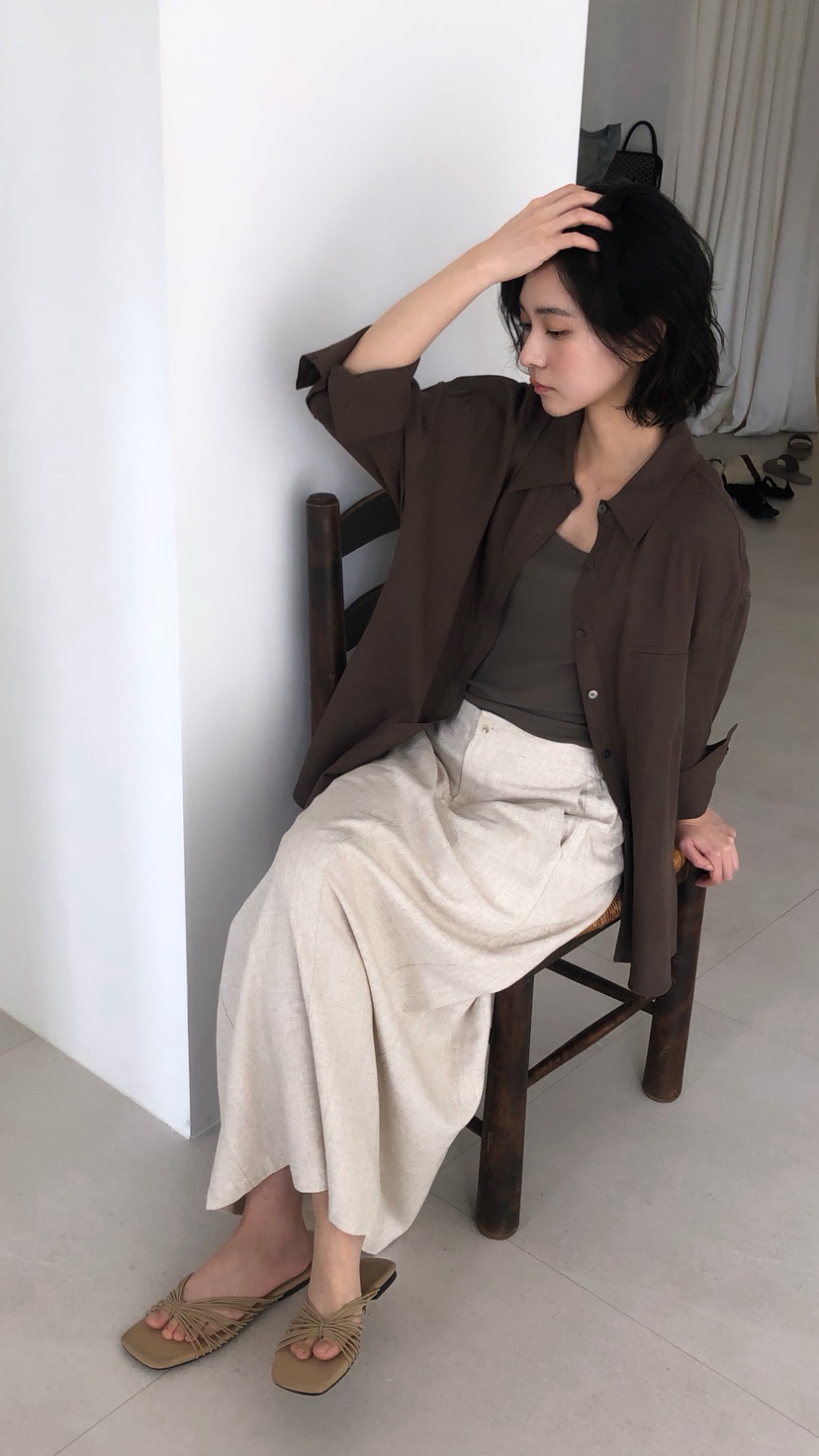 OVER RICH韓國東大門直郵女裝新品26春夏職業長裙亞麻布OVER RICH長裙