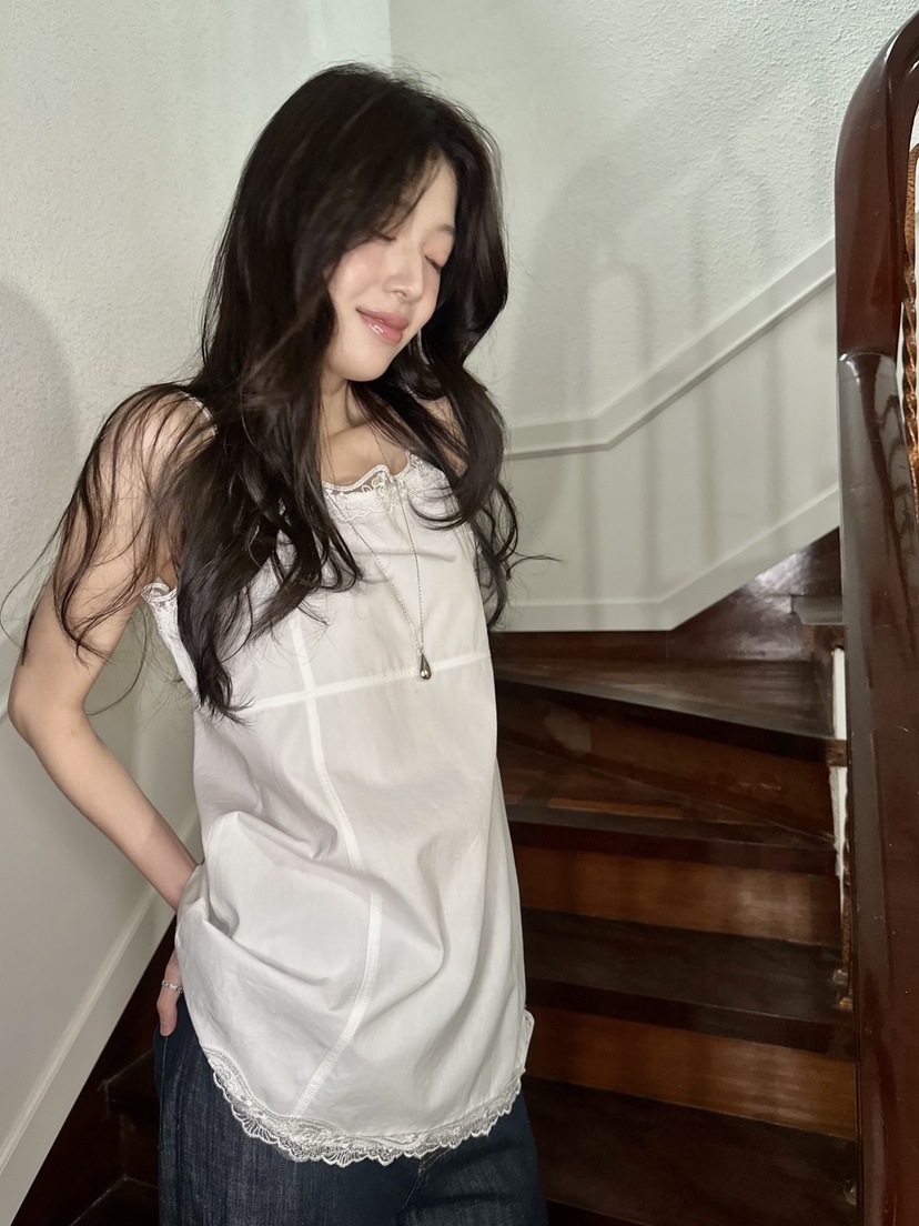 ERUME韓國直郵實拍女裝新品26春夏熱賣人氣26夏季吊帶背心蕾絲ERUME吊帶/背心