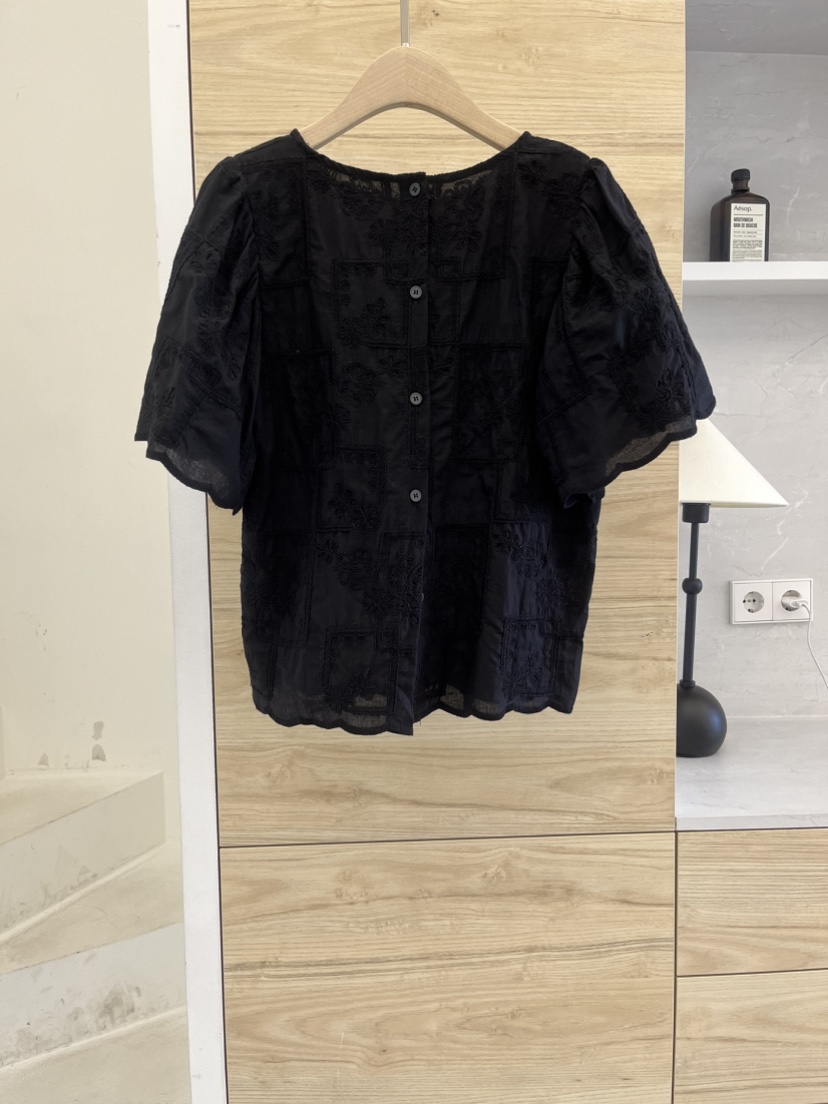 DARAK韓國直郵女裝新款推薦26春夏時尚人氣襯衫蕾絲衫刺繡DARAK襯衫/蕾絲衫圖色2