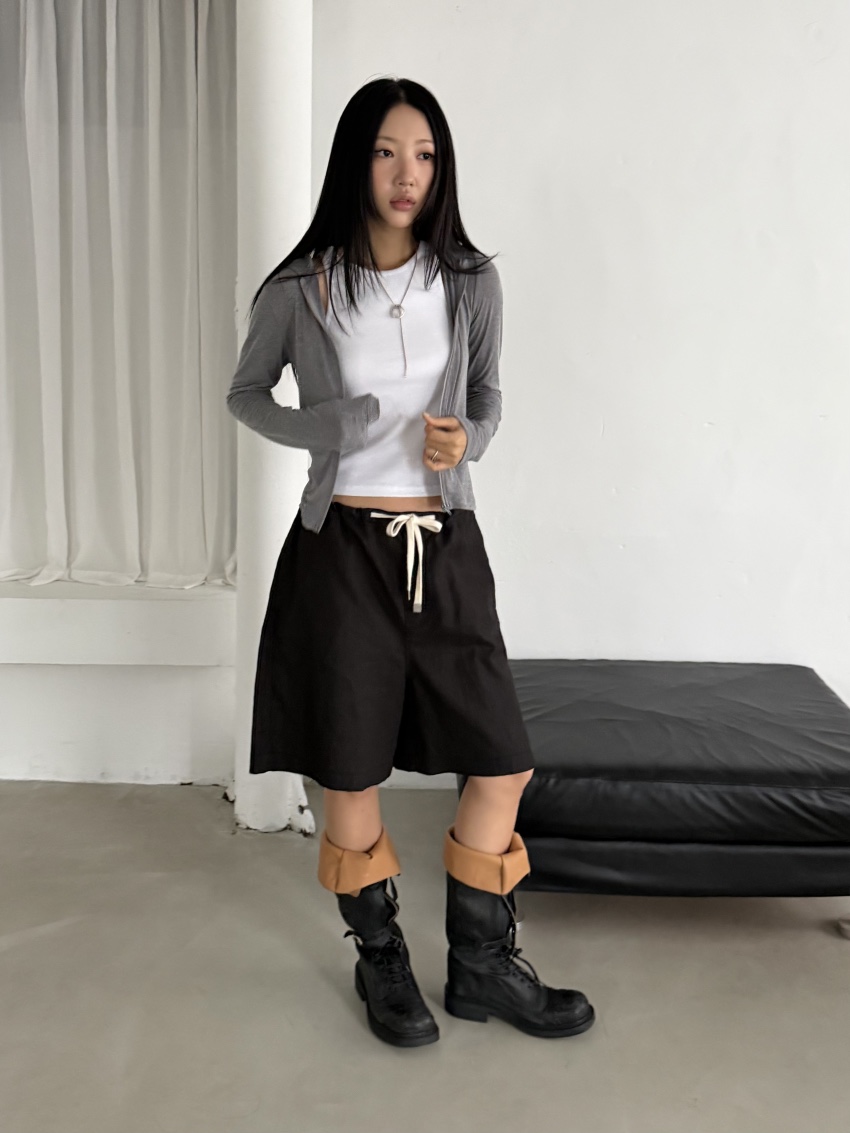KARE/WEREPIECE韓國東大門代購女士新款時尚26春夏長袖T恤KARE/WEREPIECE長袖T恤