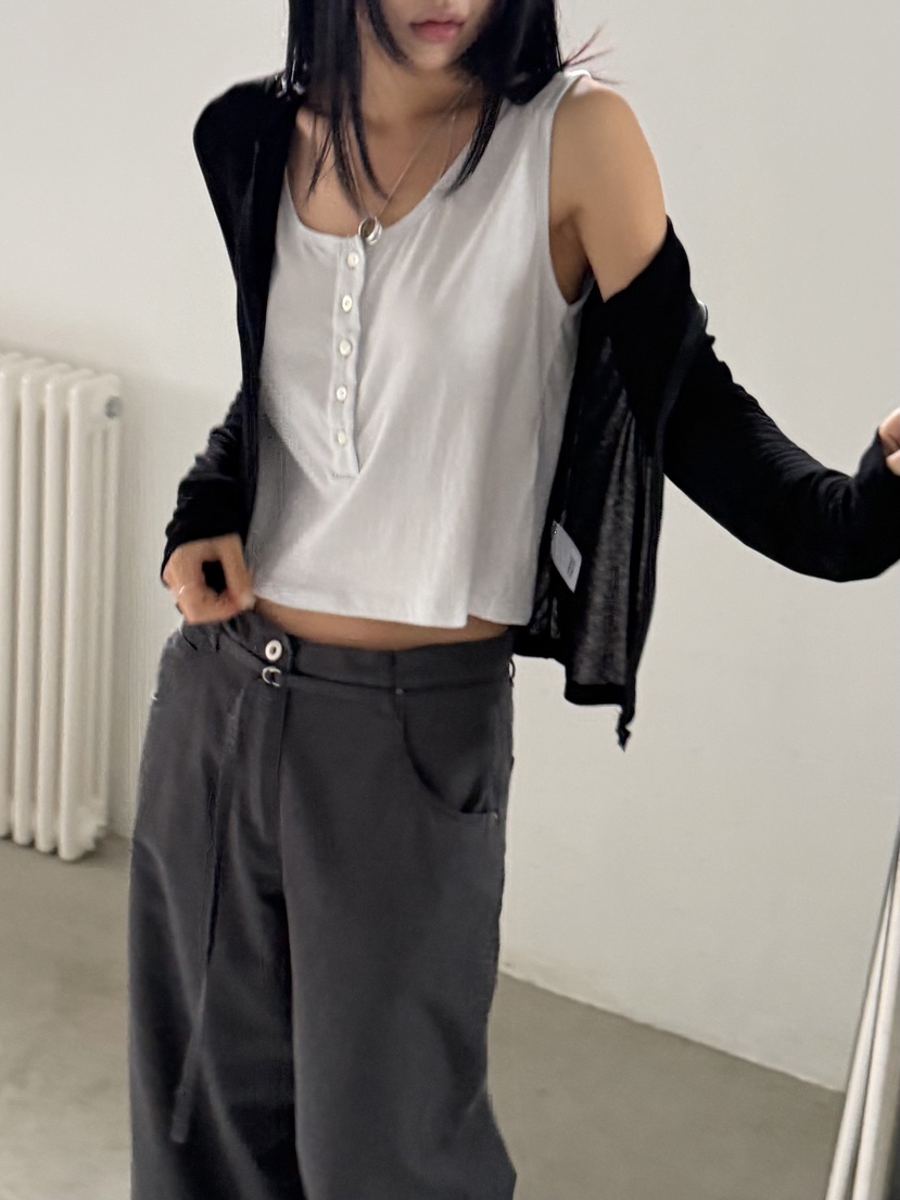 KARE/WEREPIECE韓國東大門代購女士新款時尚26春夏長袖T恤KARE/WEREPIECE長袖T恤