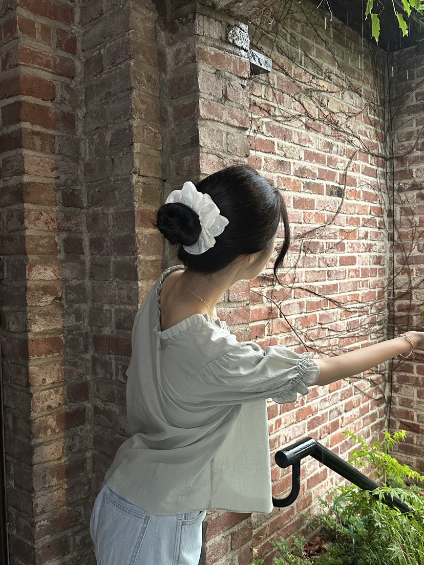ERUME韓國東大門直郵女裝新款休閑職業推薦人氣襯衫蕾絲衫ERUME襯衫/蕾絲衫