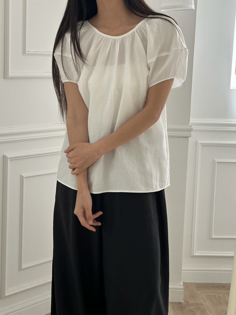 LE VASE韓國東大門直郵女裝新款推薦休閑時尚襯衫蕾絲衫LE VASE襯衫/蕾絲衫