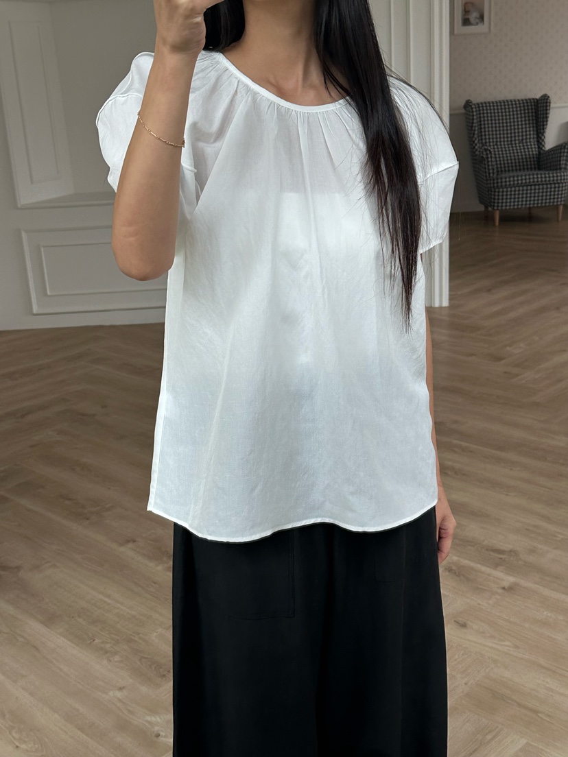 LE VASE韓國東大門直郵女裝新款推薦休閑時尚襯衫蕾絲衫LE VASE襯衫/蕾絲衫圖色1