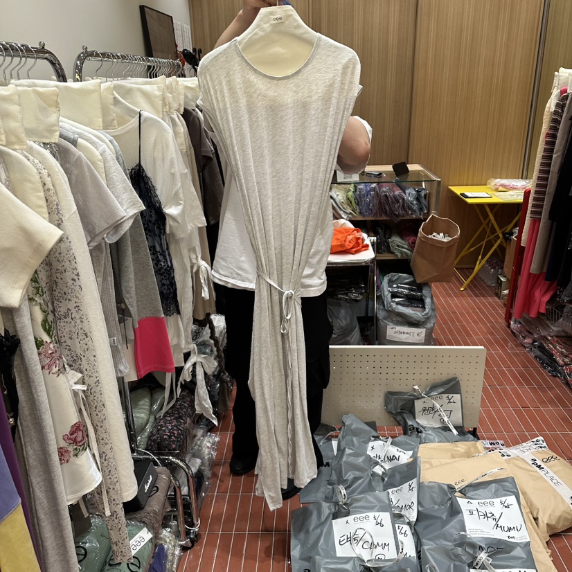 EEE東大門實拍韓國女裝新款26夏季人氣職業時尚熱賣連衣裙EEE連衣裙圖色1