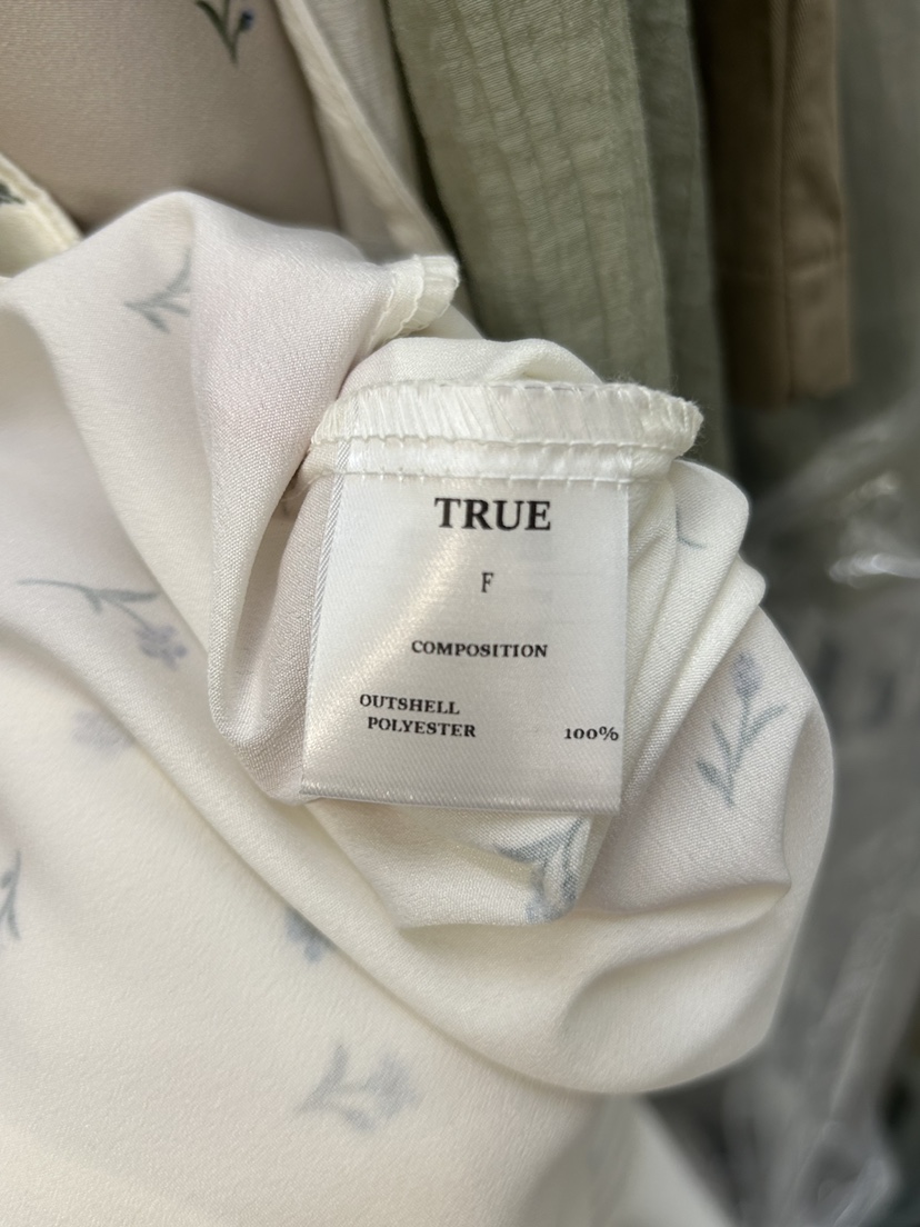 TRUE韓國東大門直郵女士新品熱賣26夏季人氣連衣裙含脖帶TRUE連衣裙