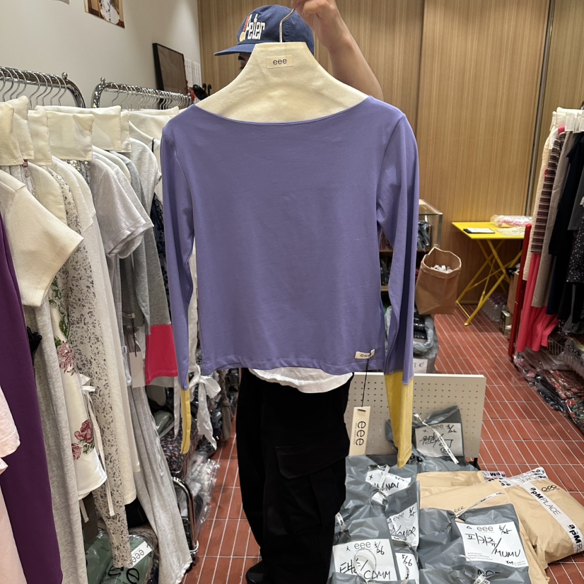 EEE韓國東大門直郵女裝新品26夏季26春夏熱賣長袖T恤露肩EEE長袖T恤圖色1