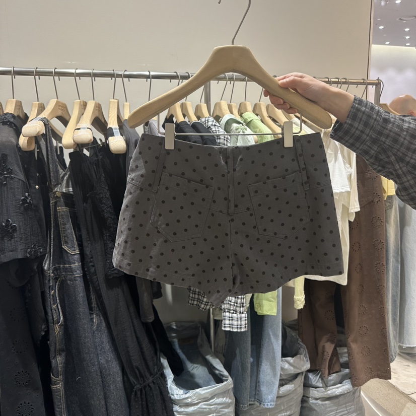 SUNDER MARKET韓國直郵女士新品推薦時尚熱賣26春夏短褲SUNDER MARKET短褲