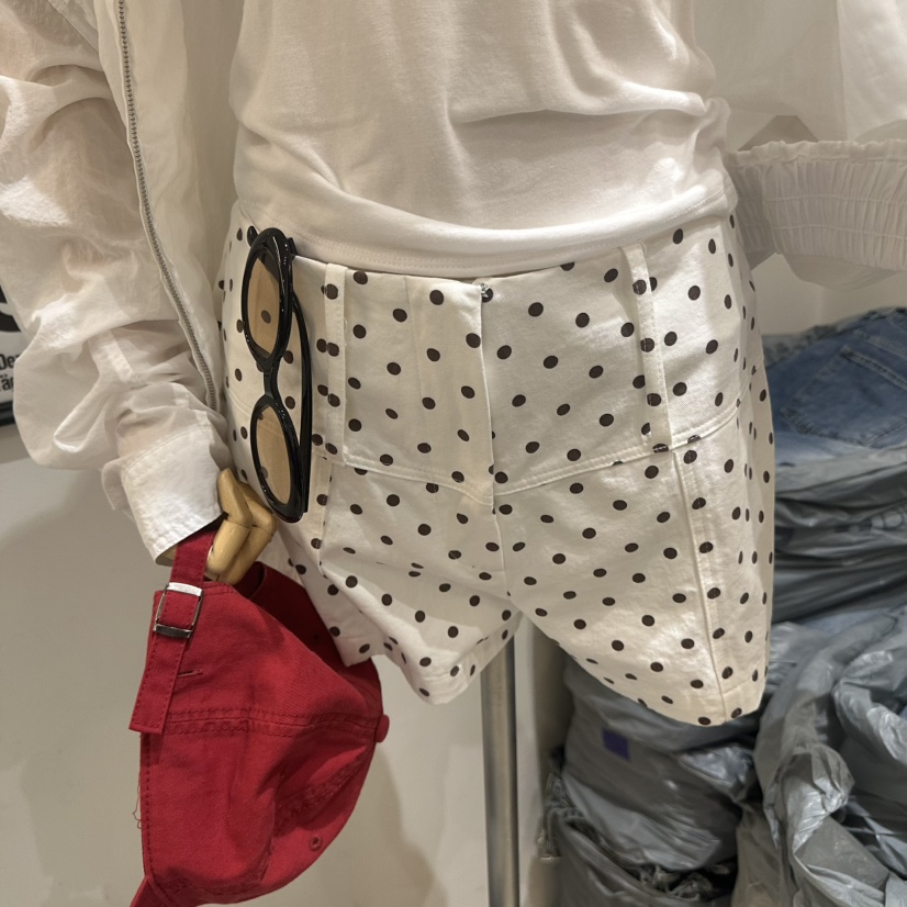 SUNDER MARKET韓國直郵女士新品推薦時尚熱賣26春夏短褲SUNDER MARKET短褲圖色1