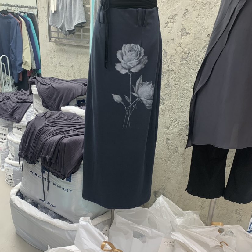 SOLD OUT韓國直郵女士新款熱賣時尚人氣休閑職業26夏季長裙SOLD OUT長裙圖色1