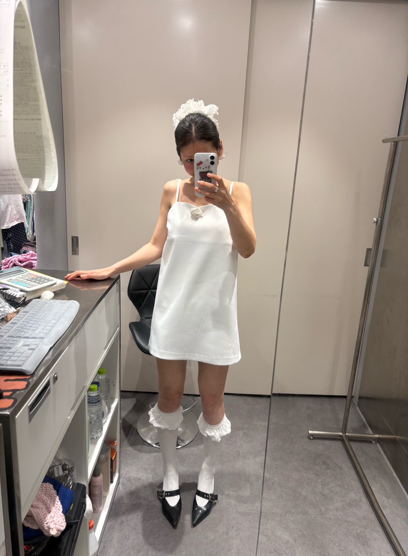 PLATFORM-L東大門實拍韓國女裝新品熱賣職業26春夏連衣裙緞面PLATFORM連衣裙
