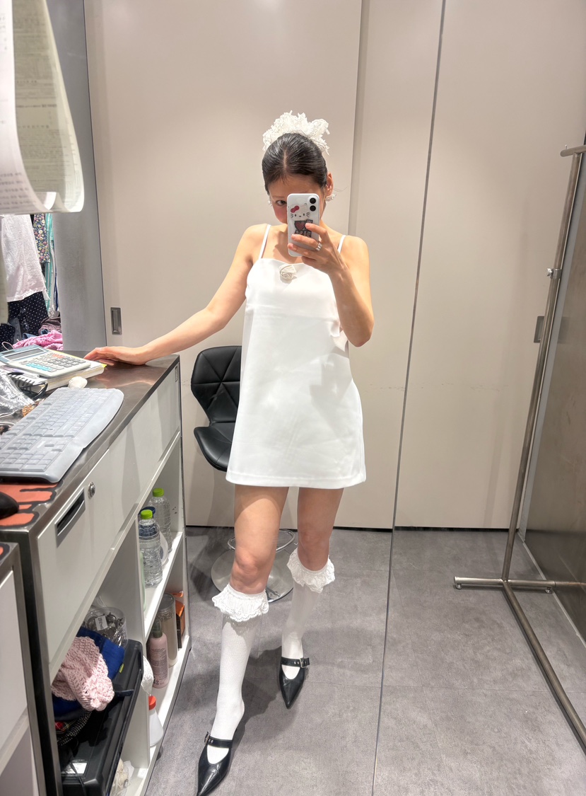 PLATFORM-L東大門實拍韓國女裝新品熱賣職業26春夏連衣裙緞面PLATFORM連衣裙