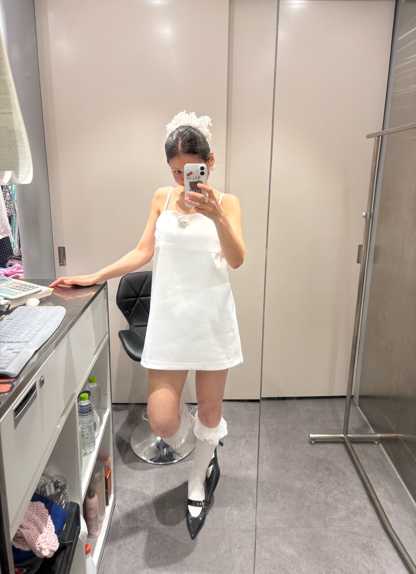 PLATFORM-L東大門實拍韓國女裝新品熱賣職業26春夏連衣裙緞面PLATFORM連衣裙