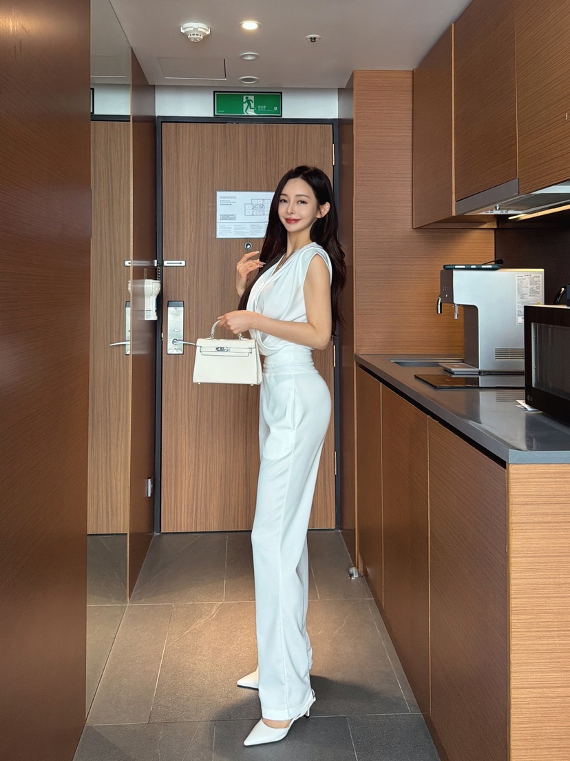 CLOTH東大門實拍韓國女士新款推薦熱賣休閑時尚職業套裝無袖CLOTH套裝