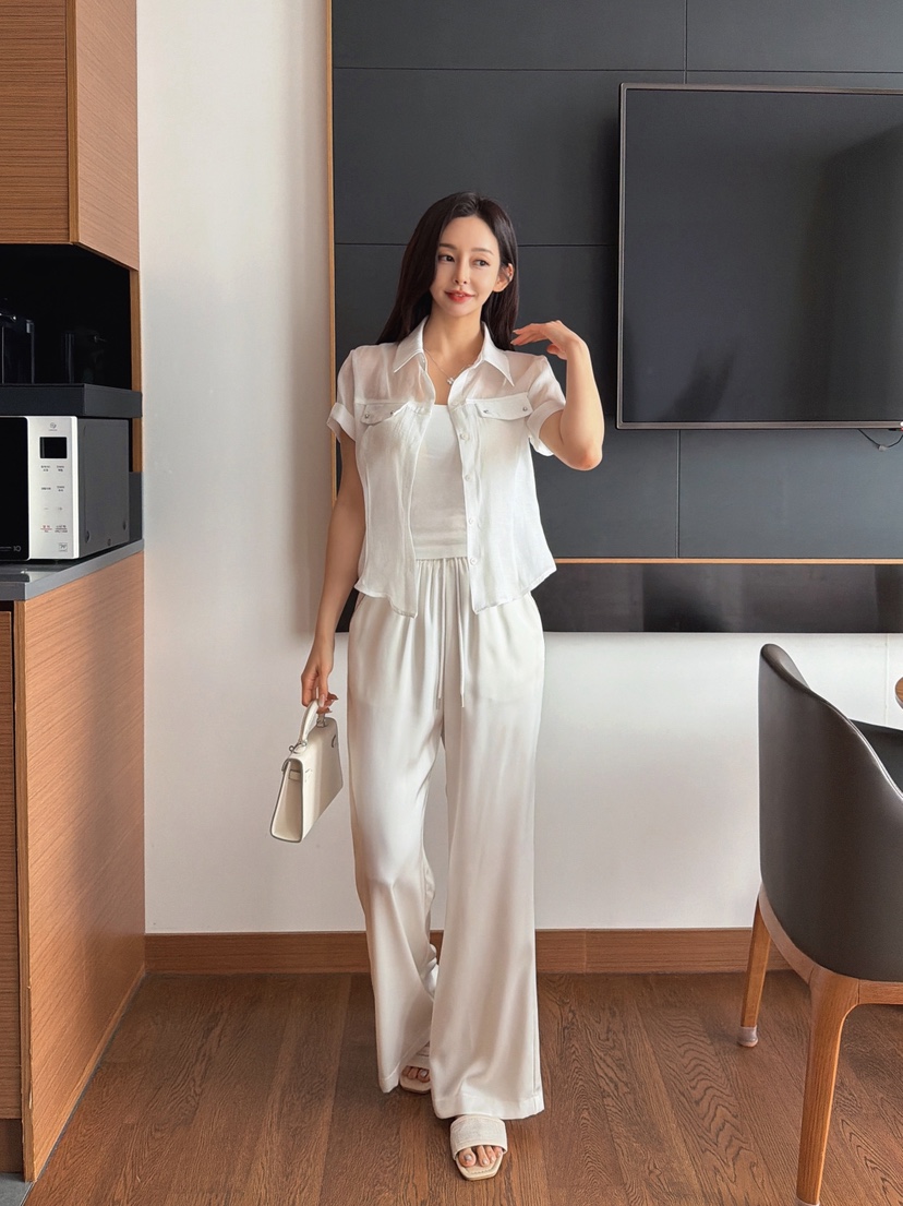CLOTH東大門實拍韓國女士新款26夏季襯衫蕾絲衫不含內搭口袋CLOTH襯衫/蕾絲衫圖色2白色
