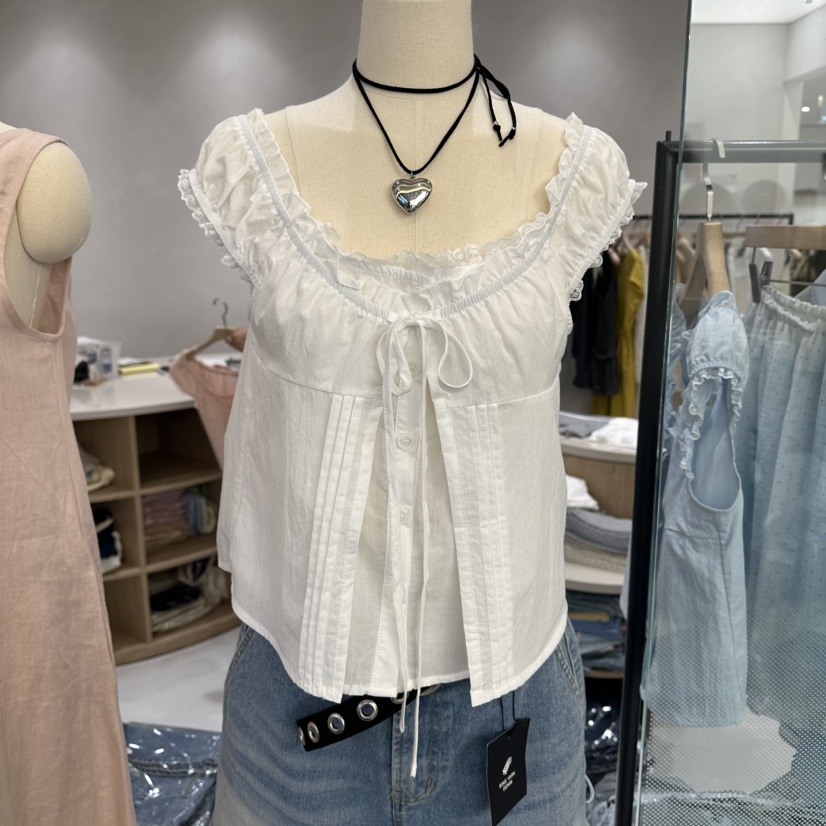 AURA韓國直郵女士新款人氣休閑26夏季時尚吊帶背心蕾絲花Au ra吊帶/背心圖色1