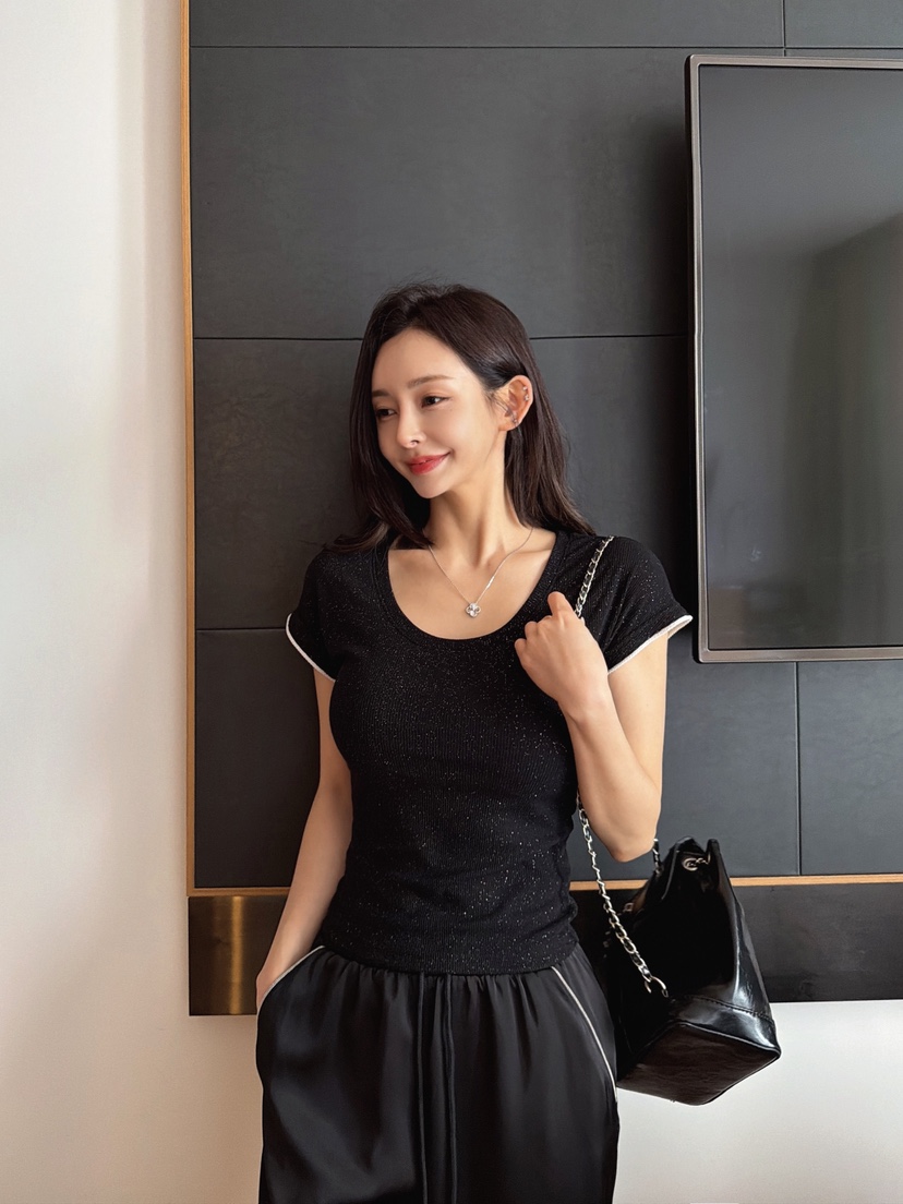 CLOTH韓國直郵實拍女士新品人氣26夏季時尚職業26春夏T恤U領CLOTHT恤
