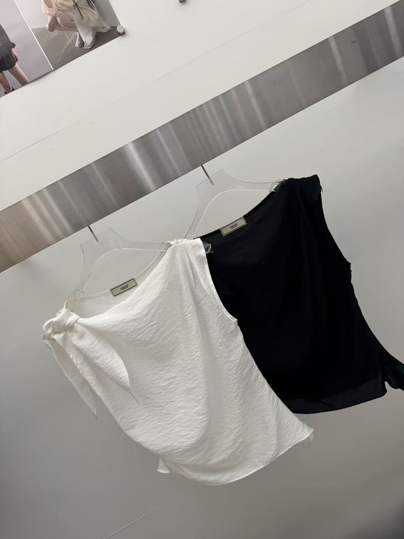 AMOOD韓國東大門直郵女裝新品26春夏職業熱賣推薦吊帶背心AMOOD吊帶/背心
