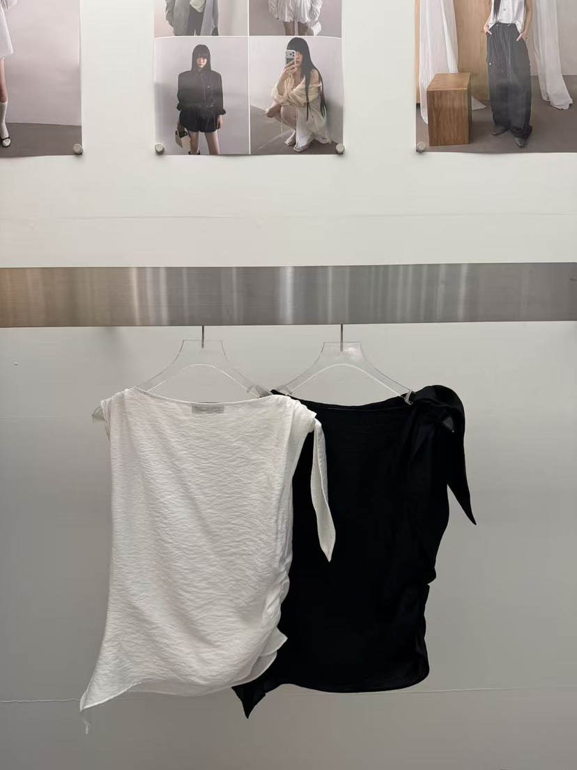 AMOOD韓國東大門直郵女裝新品26春夏職業熱賣推薦吊帶背心AMOOD吊帶/背心