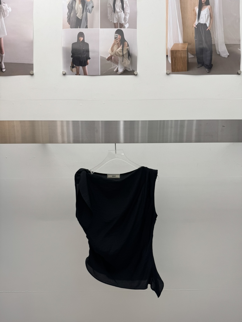 AMOOD韓國東大門直郵女裝新品26春夏職業熱賣推薦吊帶背心AMOOD吊帶/背心圖色2
