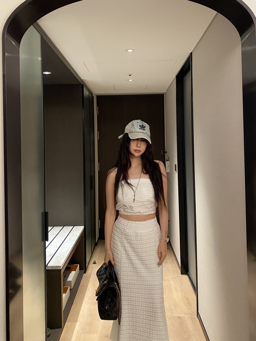 FOUREIGHT韓國直郵女士新品職業26春夏熱賣時尚26夏季吊帶背心FOUR EIGHT吊帶/背心