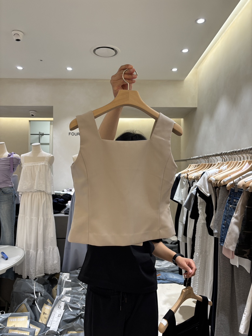 FOUREIGHT韓國東大門代購女裝新品熱賣推薦時尚職業吊帶背心FOUR EIGHT吊帶/背心