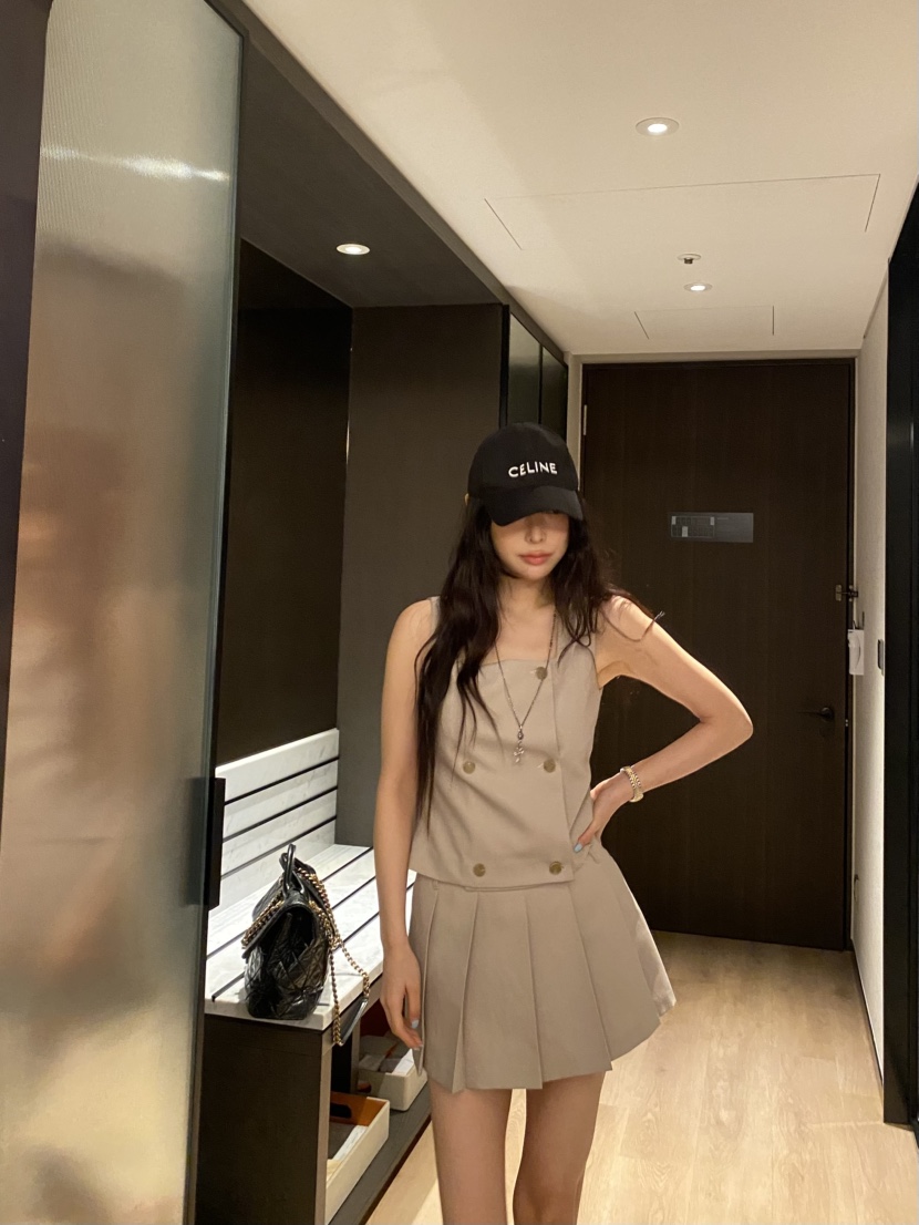 FOUREIGHT韓國東大門代購女裝新品熱賣推薦時尚職業吊帶背心FOUR EIGHT吊帶/背心
