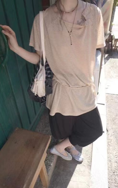 UGIPAL韓國東大門直郵女裝新款時尚熱賣26夏季職業人氣T恤UGIPALT恤