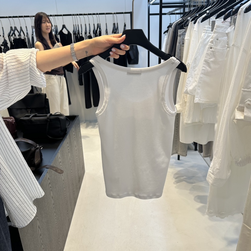 OSOO韓國直郵女士新款人氣休閑熱賣推薦職業吊帶背心無袖OSOO吊帶/背心