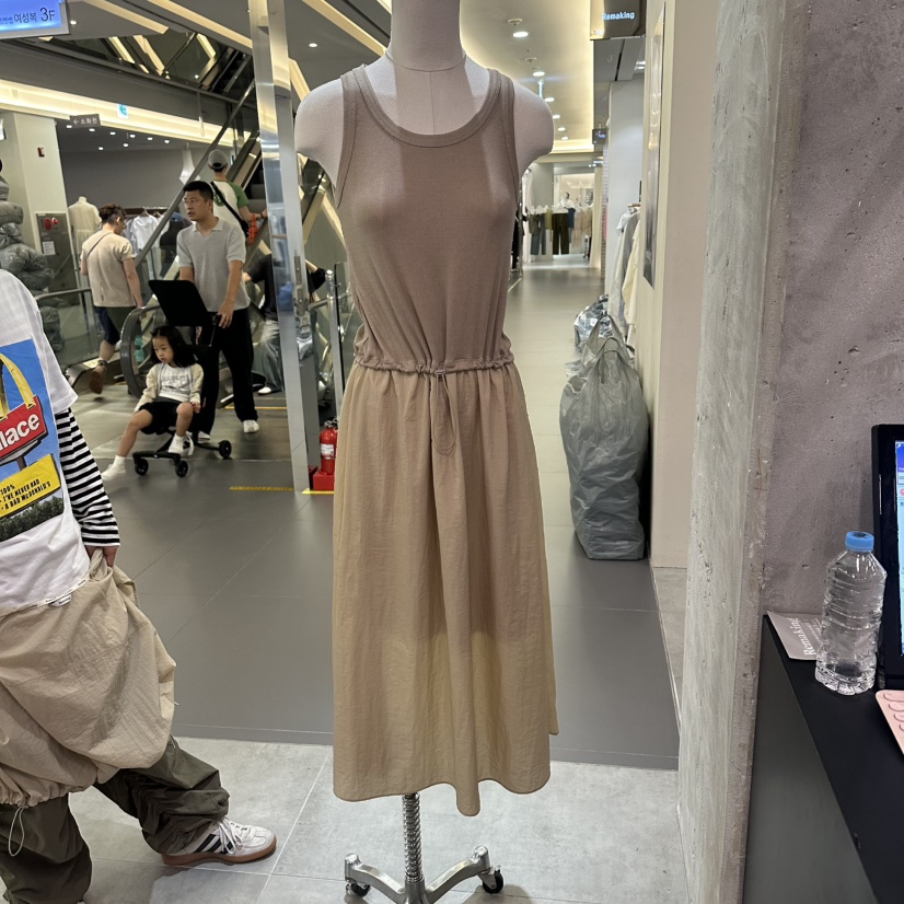 URBANSTORY/REMAKING韓國東大門代購女士新款推薦連衣裙Remaking/URBANSTORY連衣裙圖色2