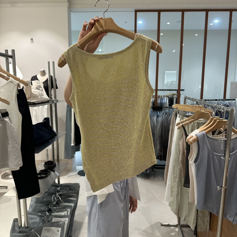 ANDMORE BUTTON韓國代購女裝新品推薦熱賣26春夏吊帶背心ANDMORE BUTTON吊帶/背心