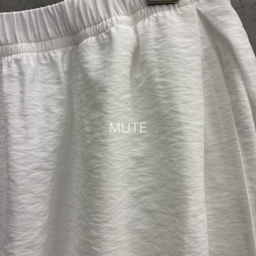 MUTE-P韓國東大門直郵女士新款人氣推薦26春夏休閑時尚短褲MUTE短褲