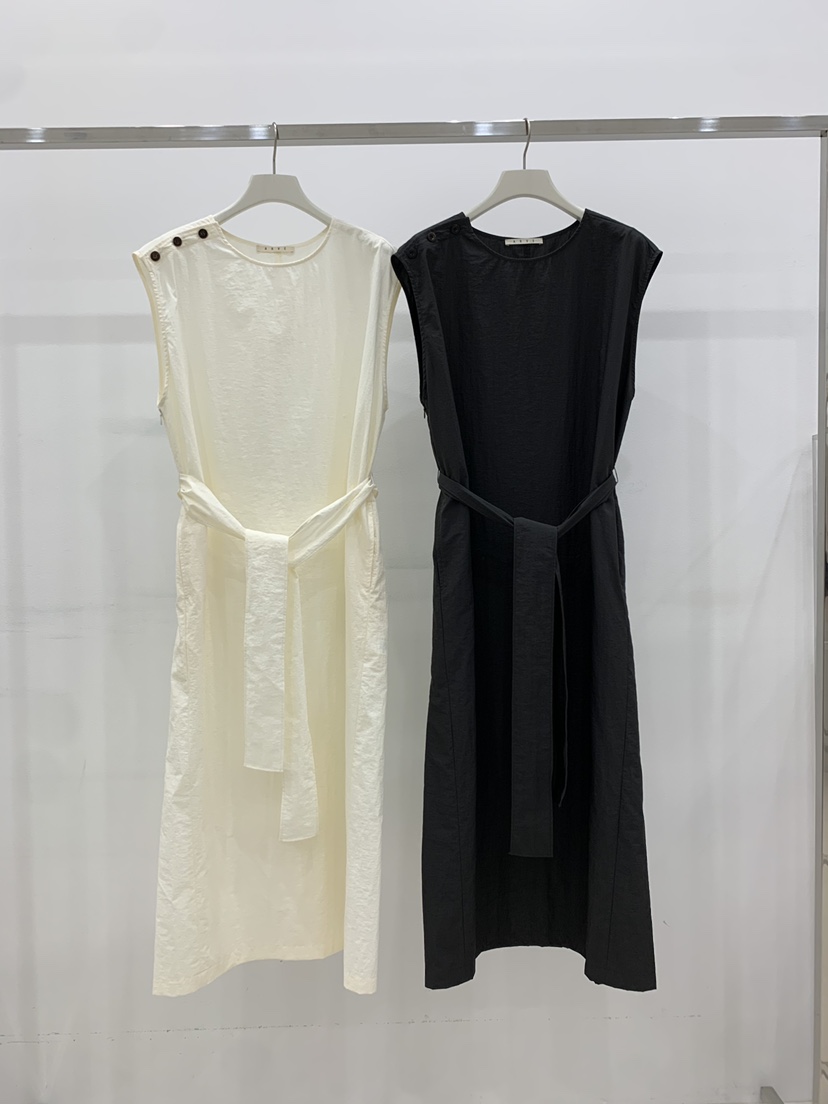 ARVE韓國代購女士新品26春夏時尚職業推薦熱賣連衣裙含腰帶ARVE連衣裙
