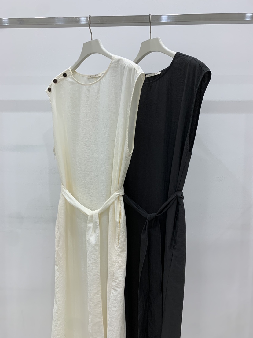 ARVE韓國代購女士新品26春夏時尚職業推薦熱賣連衣裙含腰帶ARVE連衣裙