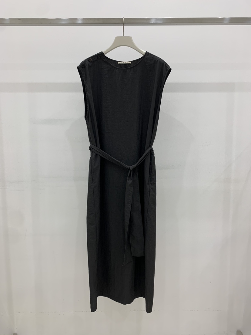 ARVE韓國代購女士新品26春夏時尚職業推薦熱賣連衣裙含腰帶ARVE連衣裙圖色2