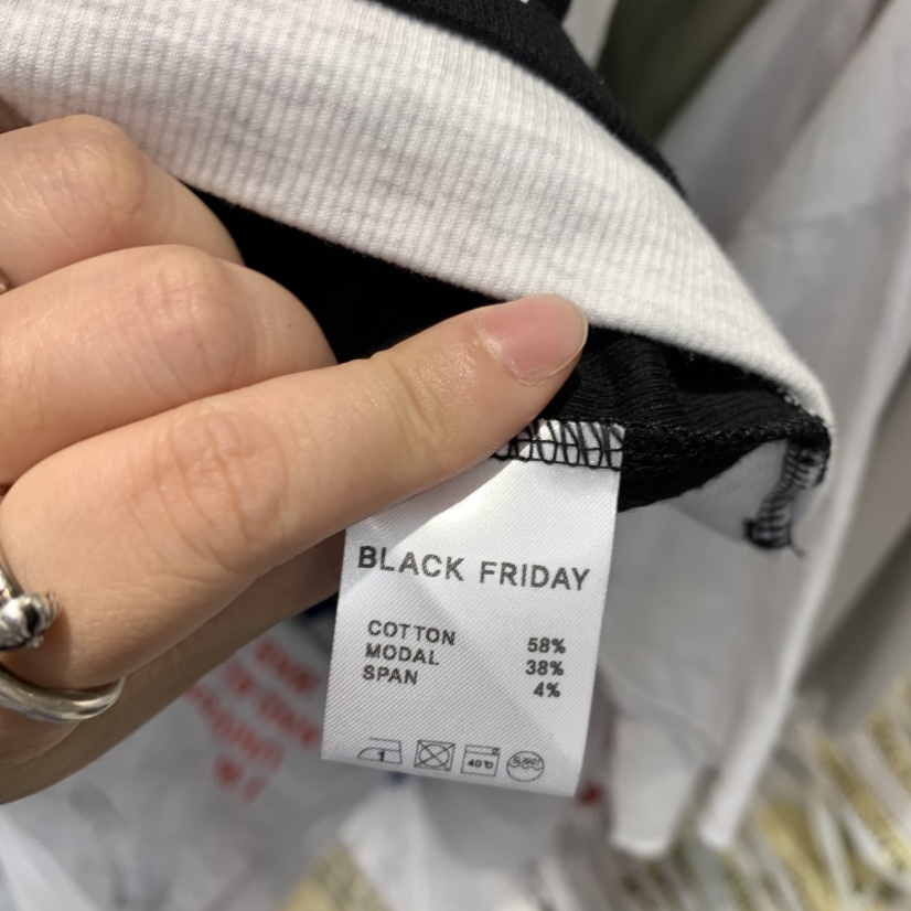 BLACKFRIDAY韓國直郵女士新品推薦熱賣職業休閑26春夏吊帶背心BLACK FRIDAY吊帶/背心