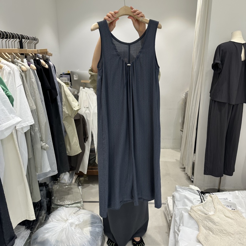 IRVINE韓國直郵女士新款推薦休閑熱賣26夏季職業26春夏連衣裙IRVINE連衣裙