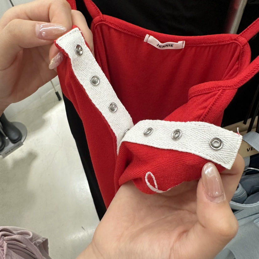 VENEFIT東大門實拍韓國女士新品人氣時尚26夏季熱賣吊帶背心VENEFIT/JENNIE吊帶/背心