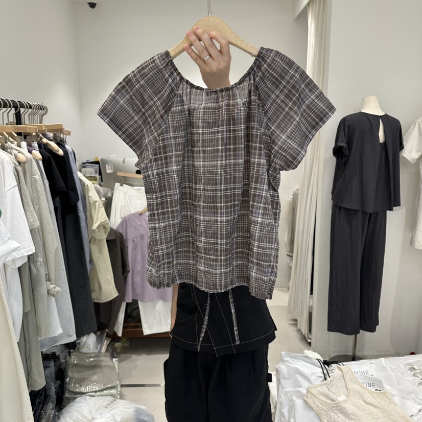IRVINE韓國東大門直郵女裝新款推薦26夏季人氣襯衫蕾絲衫IRVINE襯衫/蕾絲衫