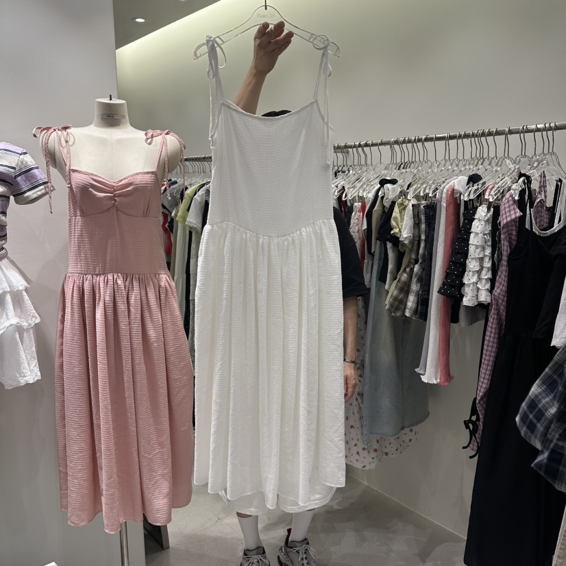 BAIE.38東大門實拍韓國女裝新品26夏季休閑連衣裙褶皺無袖BAIE.38連衣裙